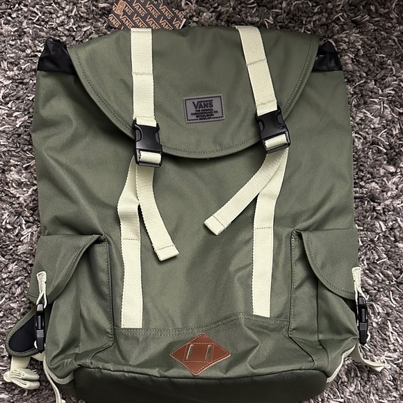 New Vans Forest Green BaseCamp Backpack with Cream Accents. - Picture 1 of 16